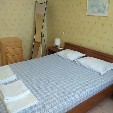 Moni Appartement *
